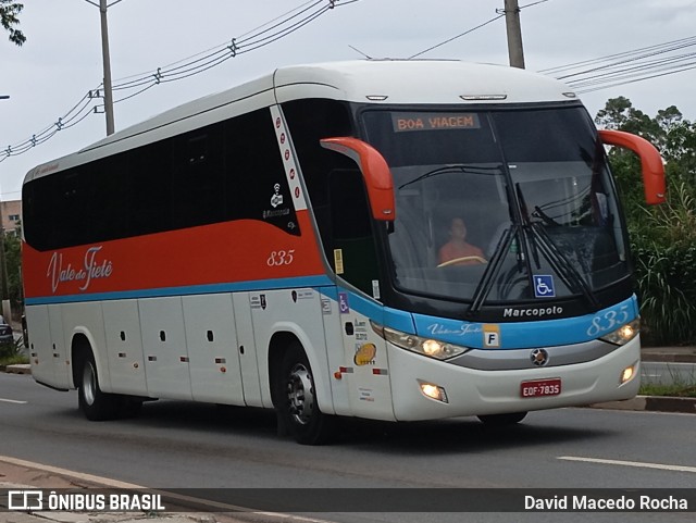 Viação Vale do Tietê 835 na cidade de Cotia, São Paulo, Brasil, por David Macedo Rocha. Número da foto: #12617814.