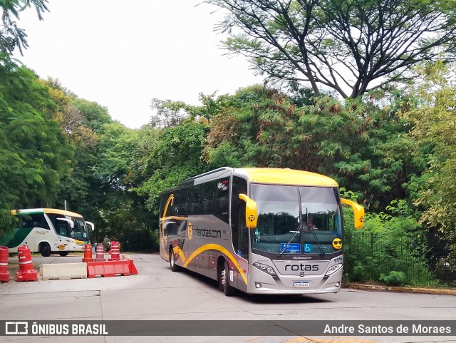 RodeRotas - Rotas de Viação do Triângulo 9916 na cidade de São Paulo, São Paulo, Brasil, por Andre Santos de Moraes. Número da foto: #12619025.
