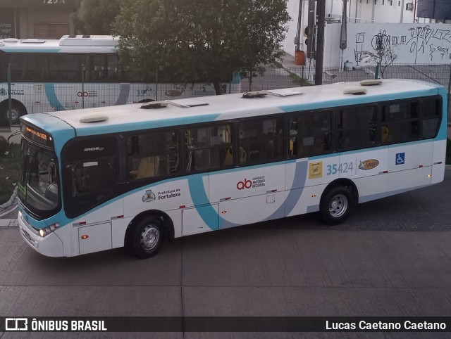 Rota Sol > Vega Transporte Urbano 35424 na cidade de Fortaleza, Ceará, Brasil, por Lucas Caetano. Número da foto: #12619811.