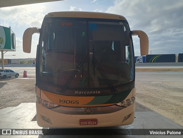 Empresa Gontijo de Transportes 19065 na cidade de Propriá, Sergipe, Brasil, por Vinicius Palone. Número da foto: #12621609.
