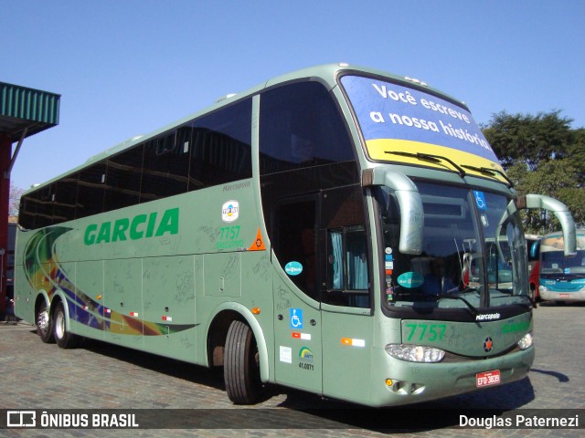 Viação Garcia 7757 na cidade de São Paulo, São Paulo, Brasil, por Douglas Paternezi. Número da foto: #12619186.