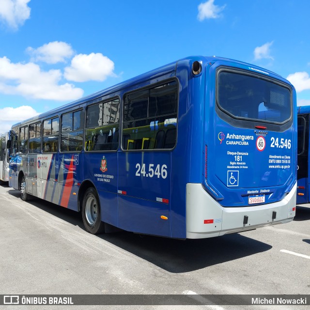 Empresa de Transportes e Turismo Carapicuiba 24.546 na cidade de Barueri, São Paulo, Brasil, por Michel Nowacki. Número da foto: #12623055.