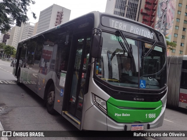Viação Santa Brígida 1 1866 na cidade de São Paulo, São Paulo, Brasil, por Rafael Lopes de Oliveira. Número da foto: #12622399.