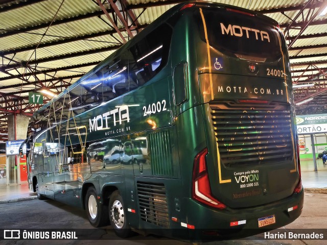 Viação Motta 24002 na cidade de Londrina, Paraná, Brasil, por Hariel Bernades. Número da foto: #12622718.