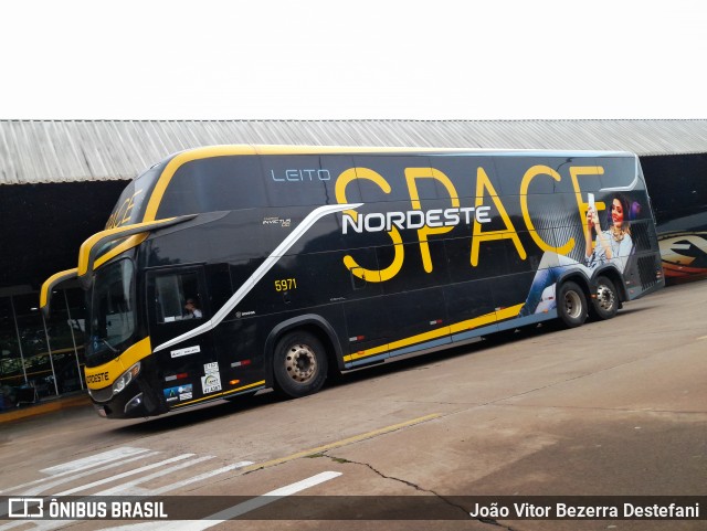 Expresso Nordeste 5971 na cidade de Maringá, Paraná, Brasil, por João Vitor Bezerra Destefani. Número da foto: #12621737.