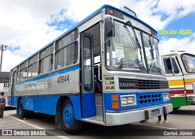Ônibus Particulares 47644 na cidade de Barueri, São Paulo, Brasil, por Carlos Júnior. Número da foto: #12623907.