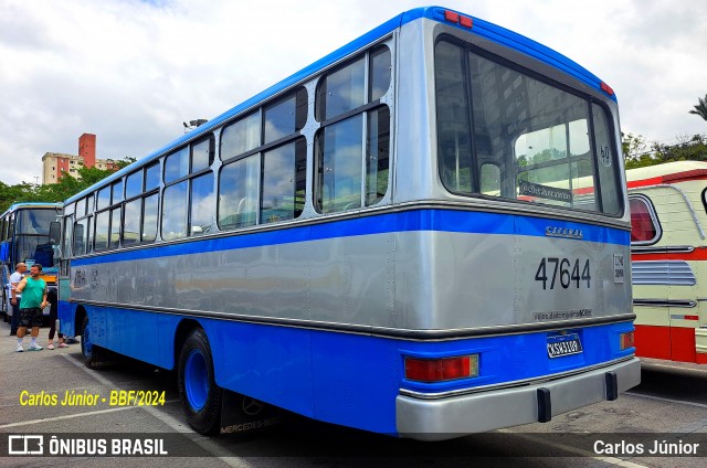 Ônibus Particulares 47644 na cidade de Barueri, São Paulo, Brasil, por Carlos Júnior. Número da foto: #12623903.