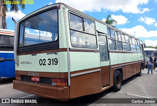 Associação de Preservação de Ônibus Clássicos 02 319 na cidade de Barueri, São Paulo, Brasil, por Carlos Júnior. Número da foto: #12625866.
