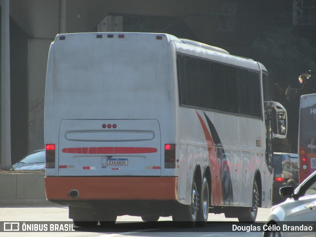 Ônibus Particulares 1H25 na cidade de Belo Horizonte, Minas Gerais, Brasil, por Douglas Célio Brandao. Número da foto: #12626191.