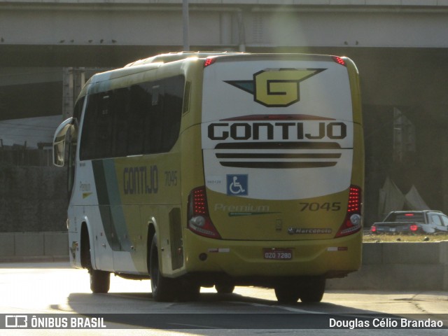 Empresa Gontijo de Transportes 7045 na cidade de Belo Horizonte, Minas Gerais, Brasil, por Douglas Célio Brandao. Número da foto: #12624677.