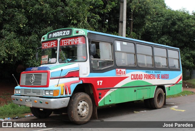 1º de Marzo - Empresa de Transporte y Turismo Ciudad Primero de Marzo 17 na cidade de Caacupé, Cordillera, Paraguai, por José Paredes. Número da foto: #12626144.