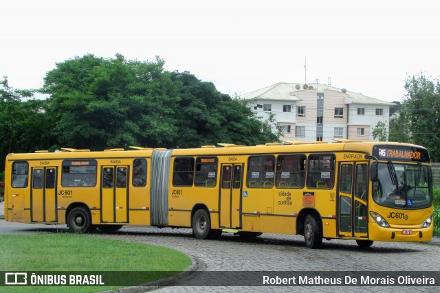 Expresso Azul JC601 na cidade de Curitiba, Paraná, Brasil, por Robert Matheus De Morais Oliveira. Número da foto: #12628745.