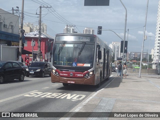 Nova Paineira Transportes Urbanos S.A 7 5604 na cidade de São Paulo, São Paulo, Brasil, por Rafael Lopes de Oliveira. Número da foto: #12627324.