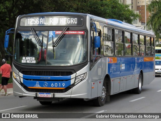 BB Transportes e Turismo 6019 na cidade de Barueri, São Paulo, Brasil, por Gabriel Oliveira Caldas da Nobrega. Número da foto: #12627040.