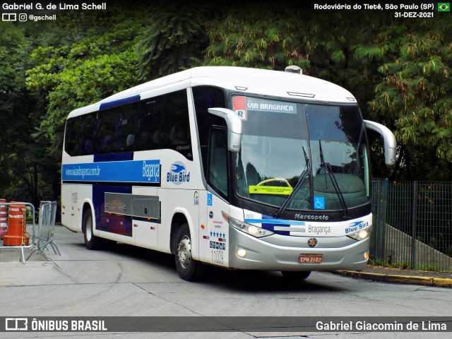Auto Viação Bragança 11.009 na cidade de São Paulo, São Paulo, Brasil, por Gabriel Giacomin de Lima. Número da foto: #12628404.