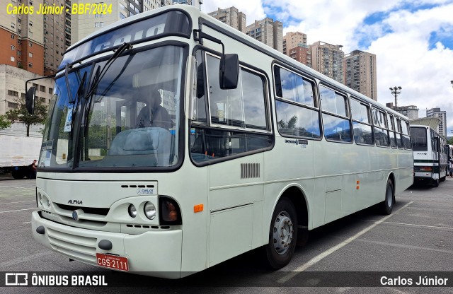 Ônibus Particulares 2111 na cidade de Barueri, São Paulo, Brasil, por Carlos Júnior. Número da foto: #12627212.