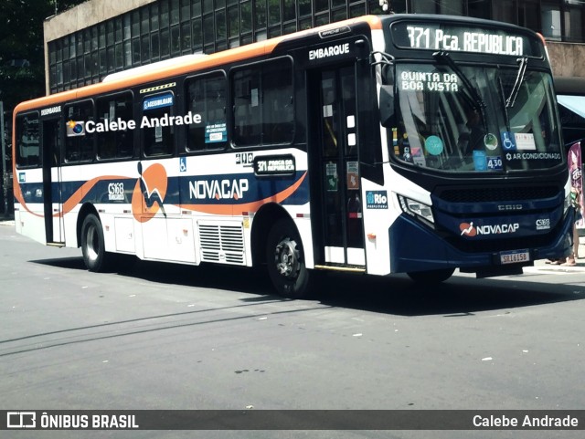 Viação Novacap C51613 na cidade de Rio de Janeiro, Rio de Janeiro, Brasil, por Calebe Andrade. Número da foto: #12627542.