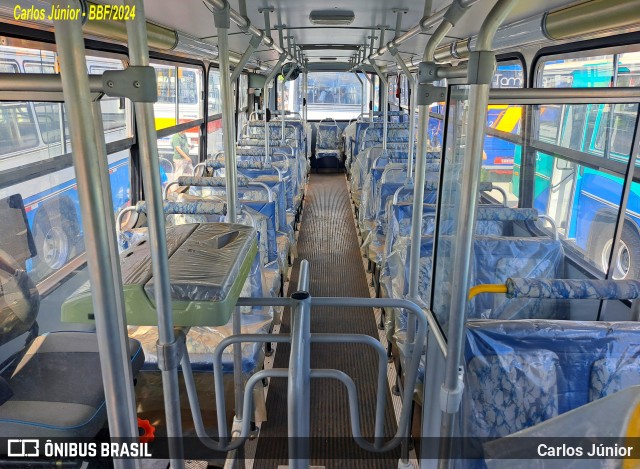 Ônibus Particulares 2111 na cidade de Barueri, São Paulo, Brasil, por Carlos Júnior. Número da foto: #12627133.