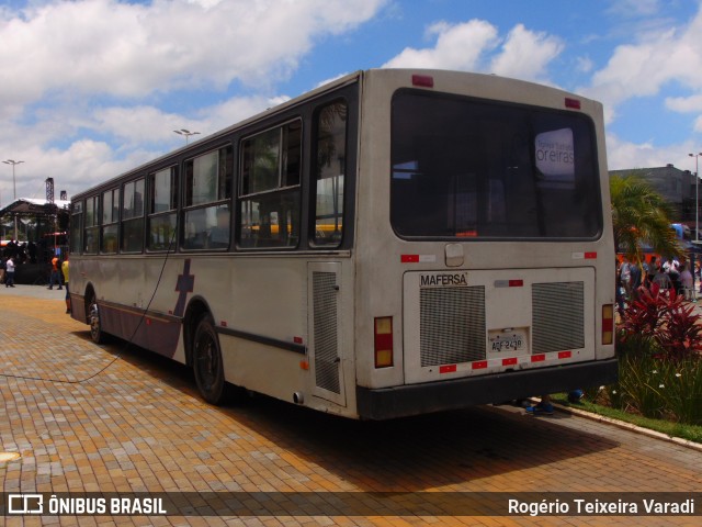 Portal do Ônibus Eventos 2438 na cidade de Barueri, São Paulo, Brasil, por Rogério Teixeira Varadi. Número da foto: #12627844.