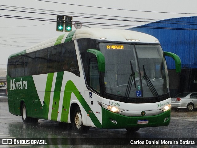 Empresa de Transportes e Turismo Moreira 2250 na cidade de Goiânia, Goiás, Brasil, por Carlos Daniel Moreira Batista. ID da foto: 11832331.