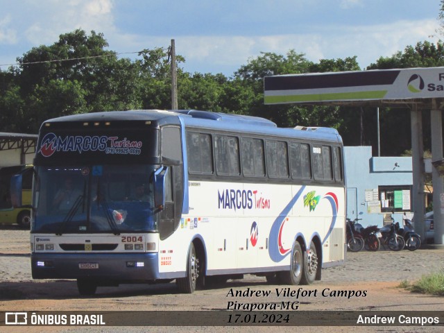 Marcos Turismo 2004 na cidade de Pirapora, Minas Gerais, Brasil, por Andrew Campos. Número da foto: #11834213.