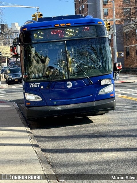 MTA New York City 7867 na cidade de Brooklyn, New York, Estados Unidos, por Marco Silva. Número da foto: #11832797.