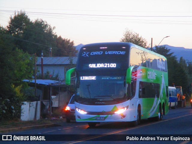 Buses Liquiñe LPHK91 na cidade de Villarrica, Cautín, Araucanía, Chile, por Pablo Andres Yavar Espinoza. Número da foto: #11833226.