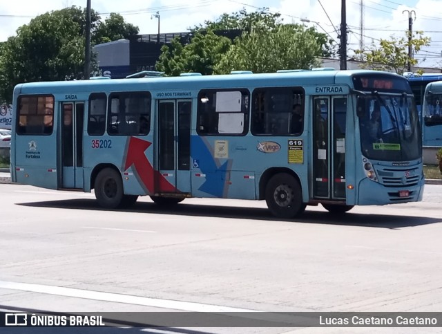Rota Sol > Vega Transporte Urbano 35202 na cidade de Fortaleza, Ceará, Brasil, por Lucas Caetano. Número da foto: #11855855.
