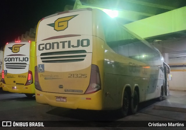 Empresa Gontijo de Transportes 21325 na cidade de Araxá, Minas Gerais, Brasil, por Cristiano Martins. Número da foto: #11858033.