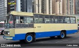 Ônibus Particulares 01 221 na cidade de Barueri, São Paulo, Brasil, por Carlos Júnior. Número da foto: #11861391.
