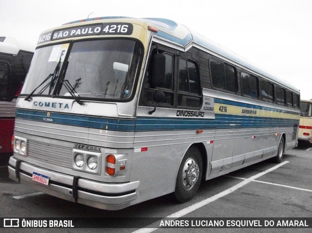Ônibus Particulares 4216 na cidade de Barueri, São Paulo, Brasil, por ANDRES LUCIANO ESQUIVEL DO AMARAL. Número da foto: #11864533.
