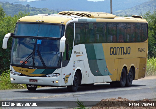 Empresa Gontijo de Transportes 14840 na cidade de Itapetinga, Bahia, Brasil, por Rafael Chaves. ID da foto: 11865748.