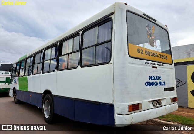 Ônibus Particulares 3865 na cidade de Goiânia, Goiás, Brasil, por Carlos Júnior. ID da foto: 11865085.