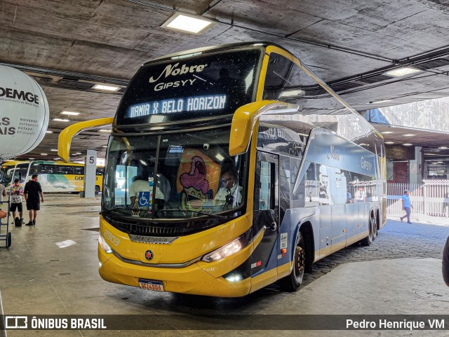 Nobre Turismo 2303 na cidade de Belo Horizonte, Minas Gerais, Brasil, por Pedro Henrique VM. Número da foto: #11866979.