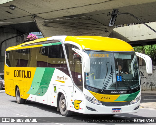 Empresa Gontijo de Transportes 7100 na cidade de Belo Horizonte, Minas Gerais, Brasil, por Rafael Cota. ID da foto: 11864770.