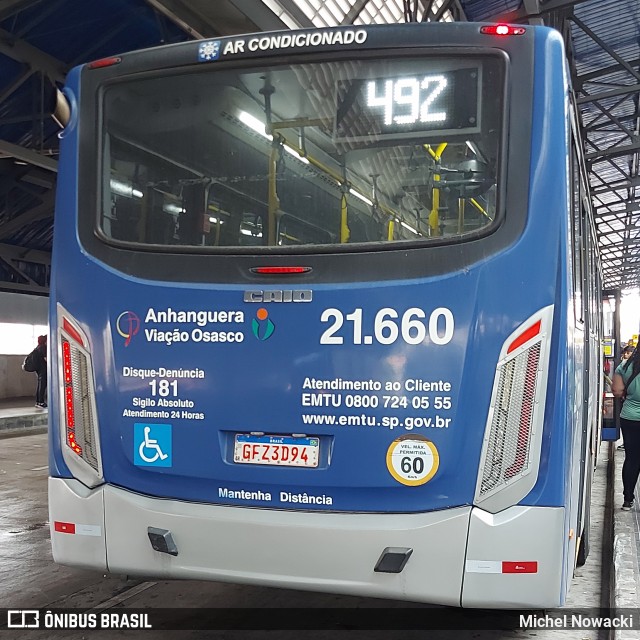 Viação Osasco 21.660 na cidade de São Paulo, São Paulo, Brasil, por Michel Nowacki. Número da foto: #11868982.