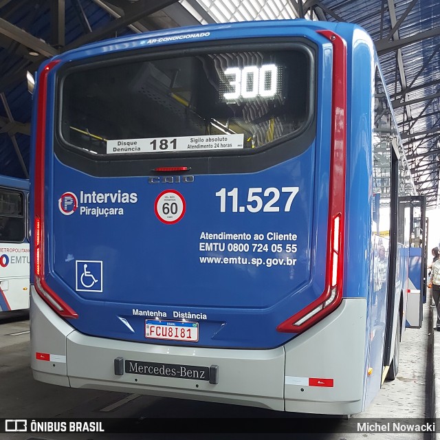 Viação Pirajuçara 11.527 na cidade de São Paulo, São Paulo, Brasil, por Michel Nowacki. Número da foto: #11868985.