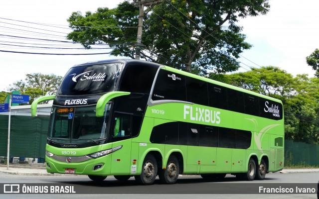 FlixBus Transporte e Tecnologia do Brasil 18019 na cidade de São Paulo, São Paulo, Brasil, por Francisco Ivano. Número da foto: #11869316.
