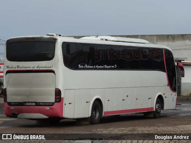 Ônibus Particulares 4B65 na cidade de Porangatu, Goiás, Brasil, por Douglas Andrez. Número da foto: #11869248.