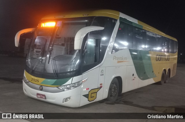 Empresa Gontijo de Transportes 21325 na cidade de Pirapora, Minas Gerais, Brasil, por Cristiano Martins. Número da foto: #11870232.