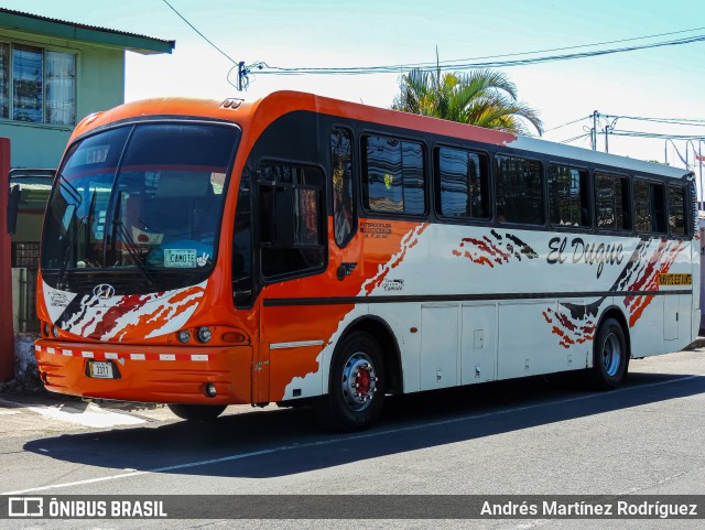 Transportes Camote El Duque na cidade de Belén, Heredia, Costa Rica, por Andrés Martínez Rodríguez. ID da foto: 11869423.