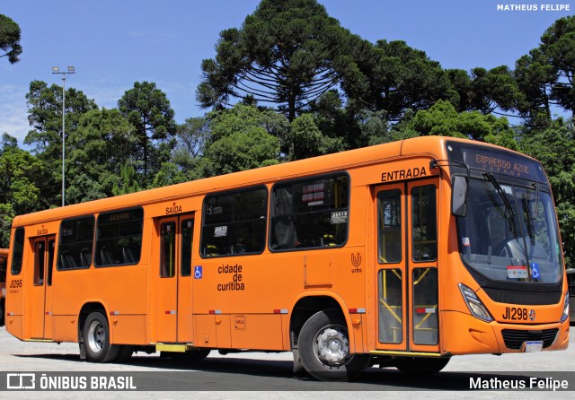 Expresso Azul JI298 na cidade de Curitiba, Paraná, Brasil, por Matheus Felipe. ID da foto: 11874645.