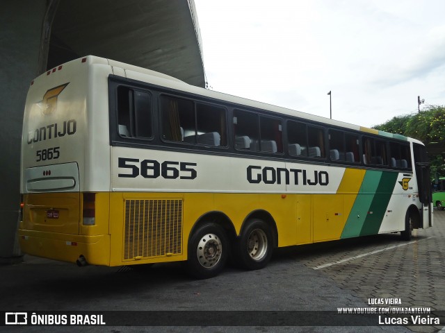 Empresa Gontijo de Transportes 5865 na cidade de Belo Horizonte, Minas Gerais, Brasil, por Lucas Vieira. ID da foto: 11876922.