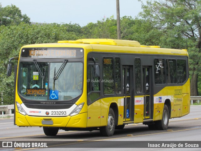 Viação Pioneira 233293 na cidade de Brasília, Distrito Federal, Brasil, por Isaac Araújo de Souza. ID da foto: 11875133.