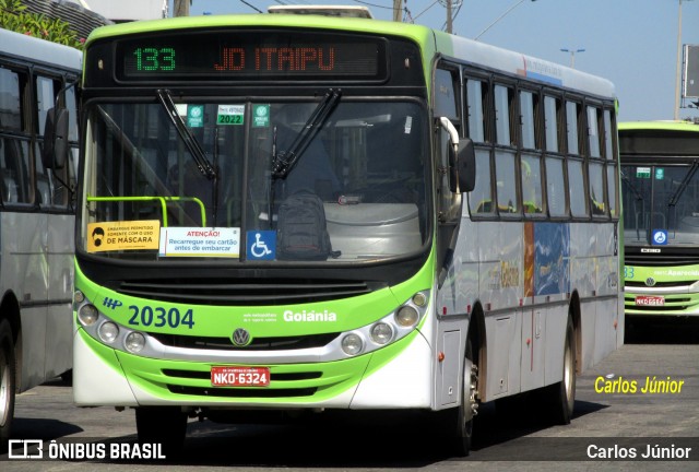 HP Transportes Coletivos 20304 na cidade de Aparecida de Goiânia, Goiás, Brasil, por Carlos Júnior. Número da foto: #11876903.