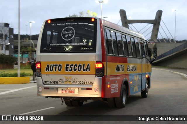 Auto Escola Climax 1980 na cidade de Barueri, São Paulo, Brasil, por Douglas Célio Brandao. ID da foto: 11876352.