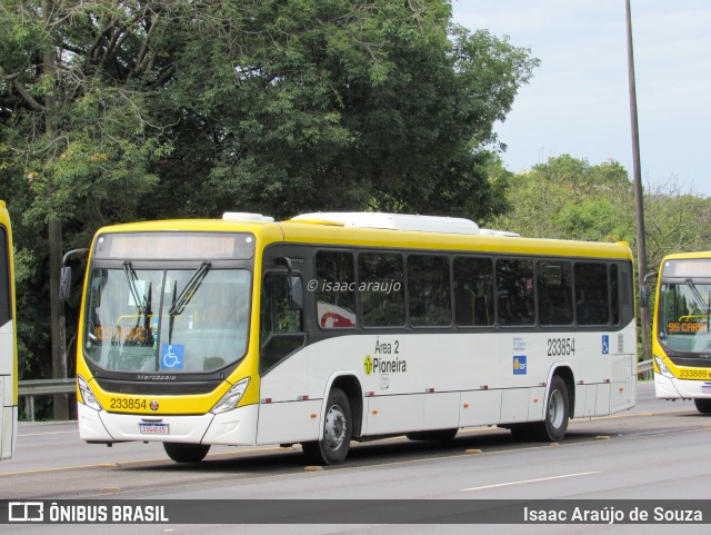 Viação Pioneira 233854 na cidade de Brasília, Distrito Federal, Brasil, por Isaac Araújo de Souza. ID da foto: 11875129.