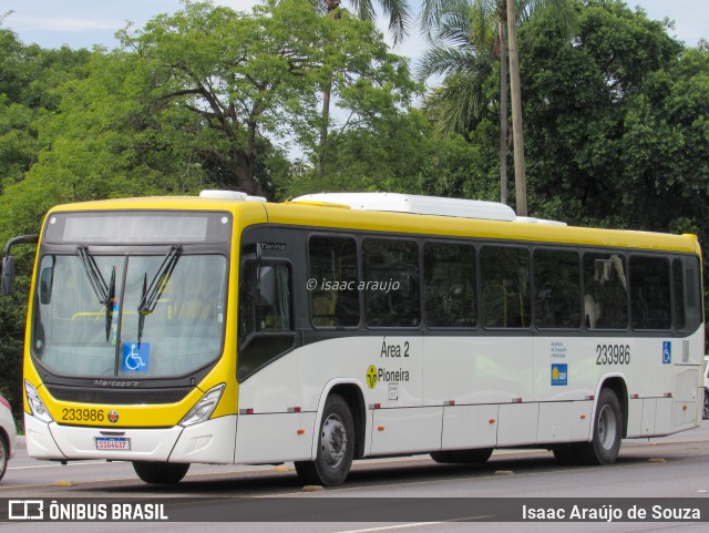 Viação Pioneira 233986 na cidade de Brasília, Distrito Federal, Brasil, por Isaac Araújo de Souza. ID da foto: 11875122.