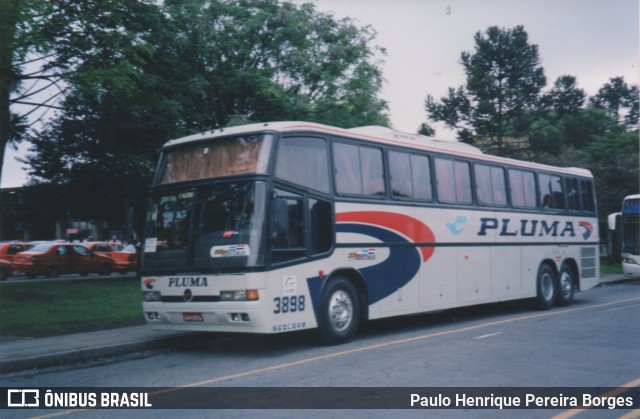 Pluma Conforto e Turismo 3898 na cidade de Curitiba, Paraná, Brasil, por Paulo Henrique Pereira Borges. ID da foto: 11876823.