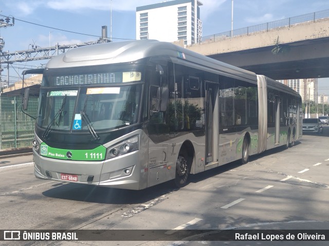 Viação Santa Brígida 1 1111 na cidade de São Paulo, São Paulo, Brasil, por Rafael Lopes de Oliveira. Número da foto: #11875611.